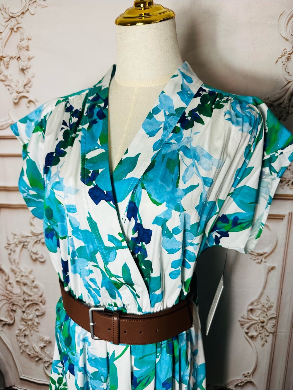 Calvin Klein Blue & Green Floral V-Neck Maxi Dress comes with belt. - Picture 3 of 10